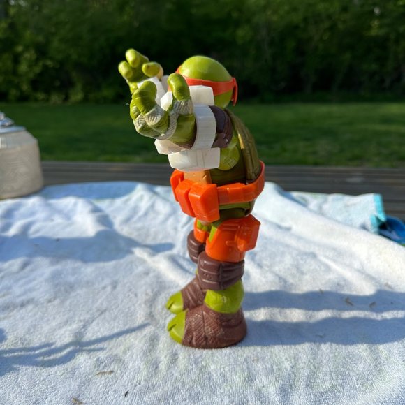 Michelangelo Teenage Mutant Ninja Turtles, Battle Shell, 10 inch - Picture 3 of 7